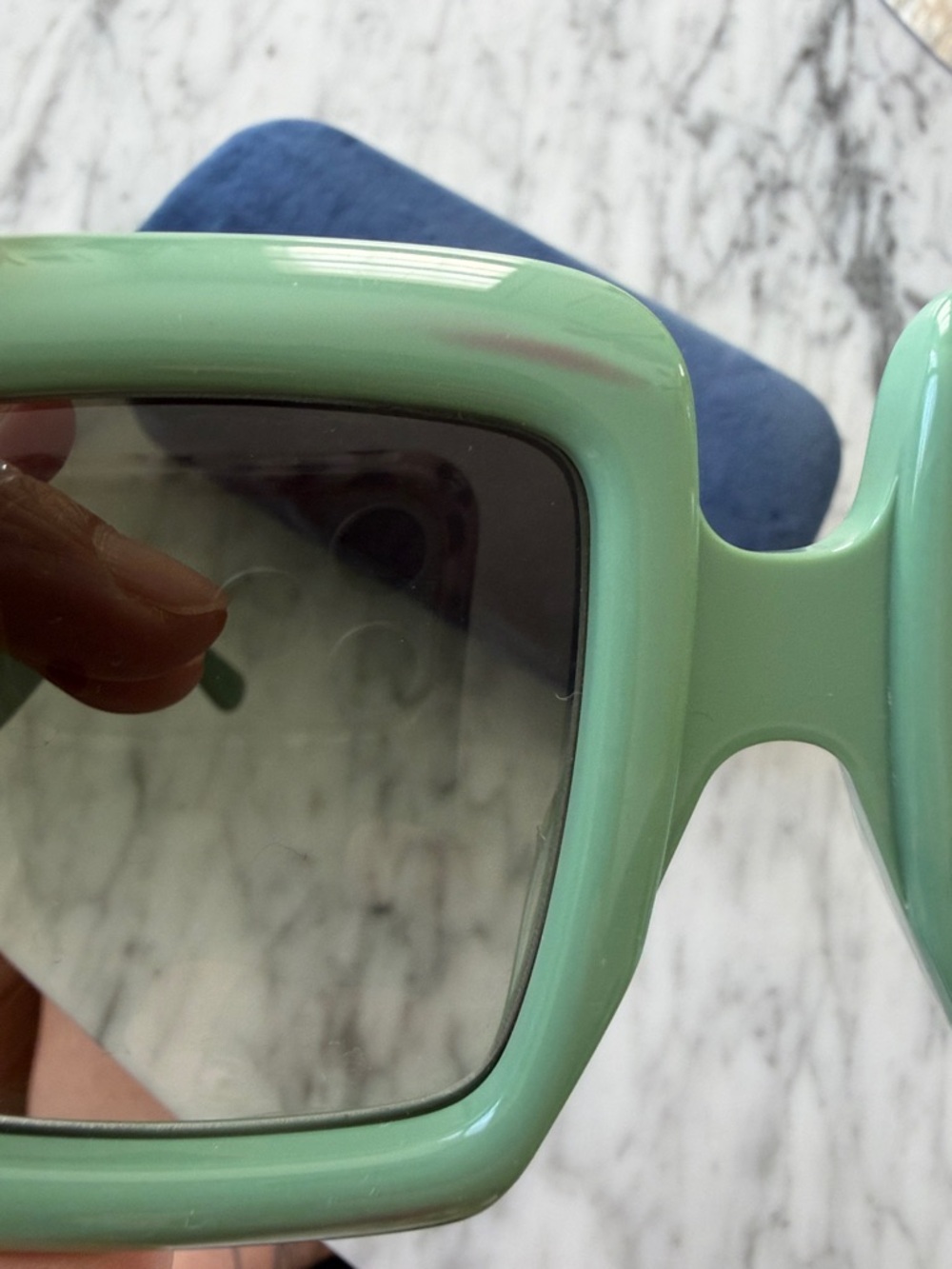 Gucci Mint Green Square Statement Sunglasses - Picture 5 of 8